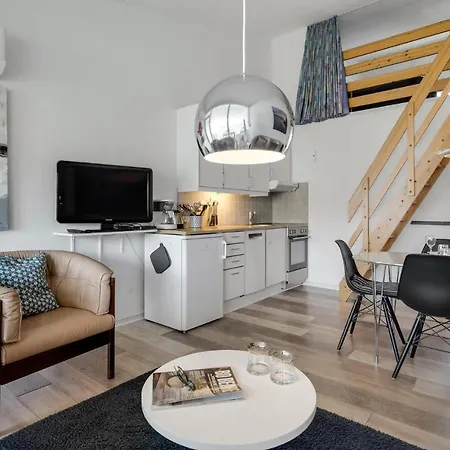 2 Bedroom Cozy In Ringkbing Апартаменты Ринкёбинг